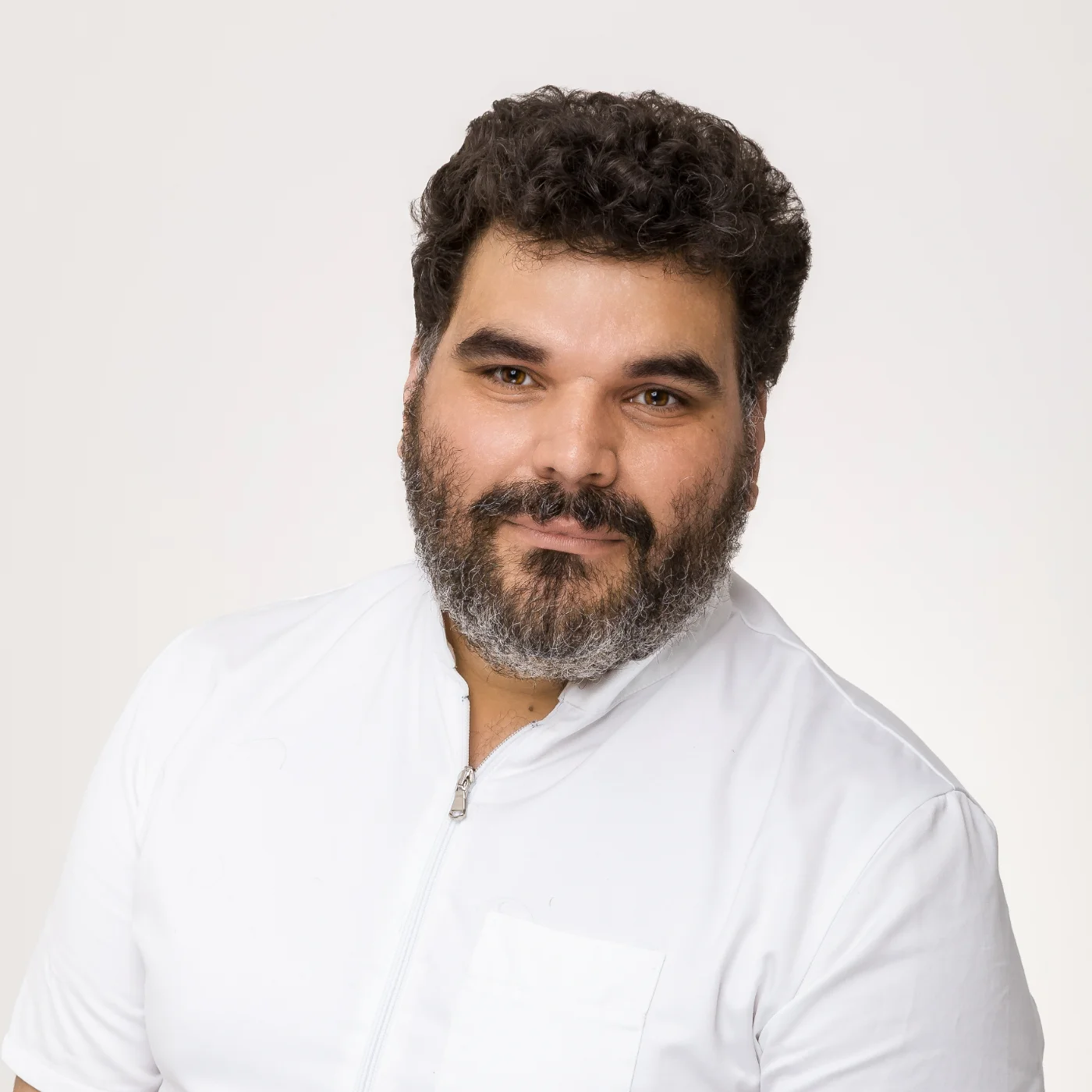 Grega Kragelj, dr. med.